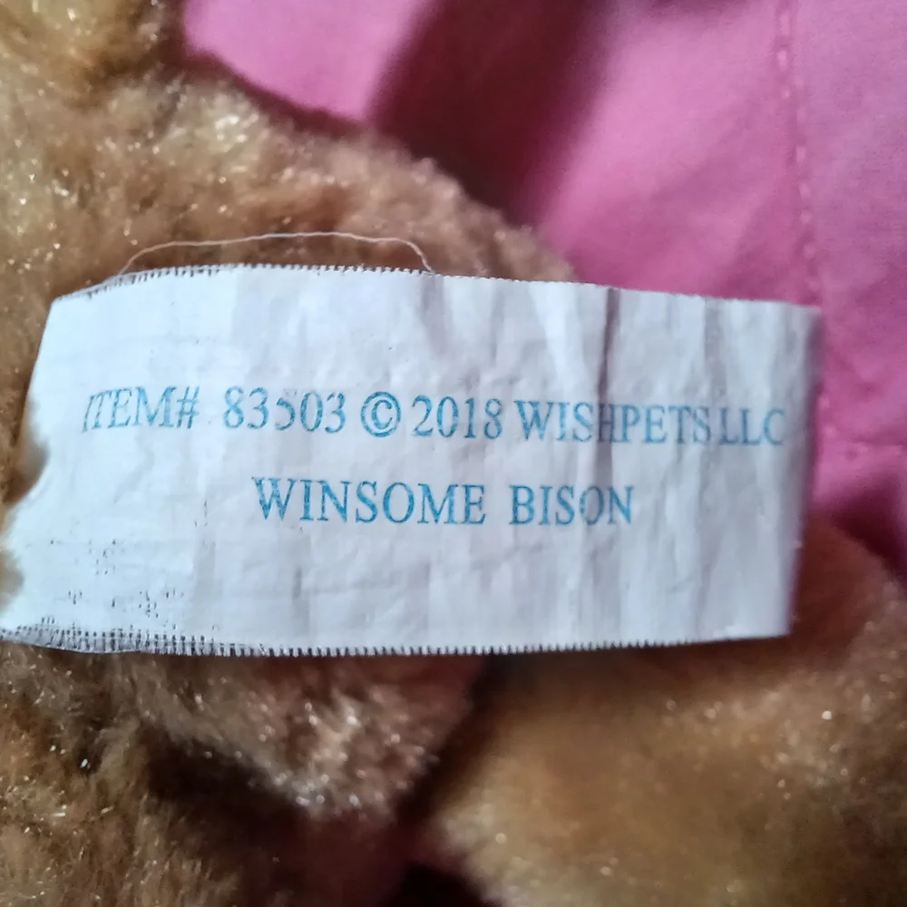 Wisome Bison Plushie - Picture 6 of 6